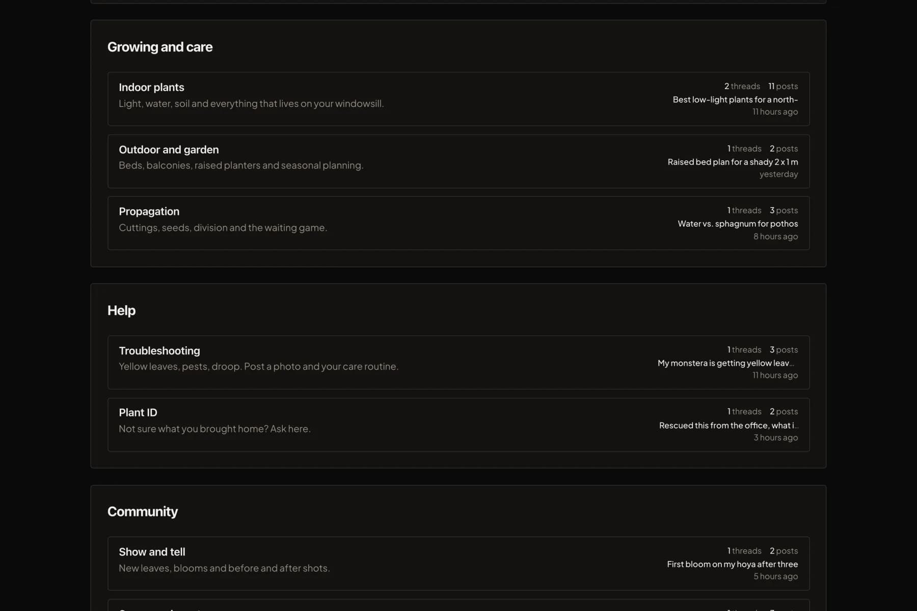 A Forumera forum home page with categories and boards